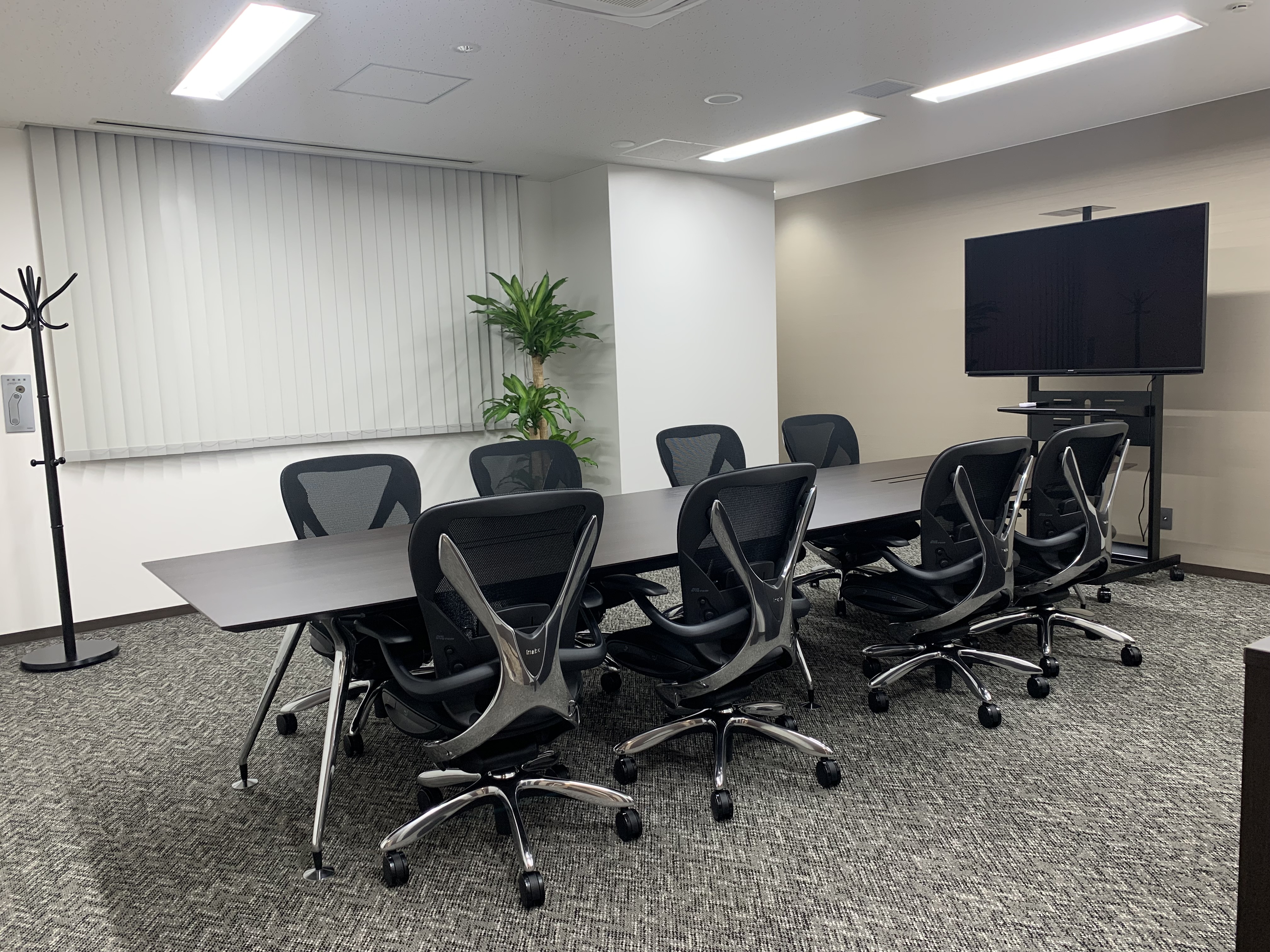 丸善薬品産業株式会社 本社ビル