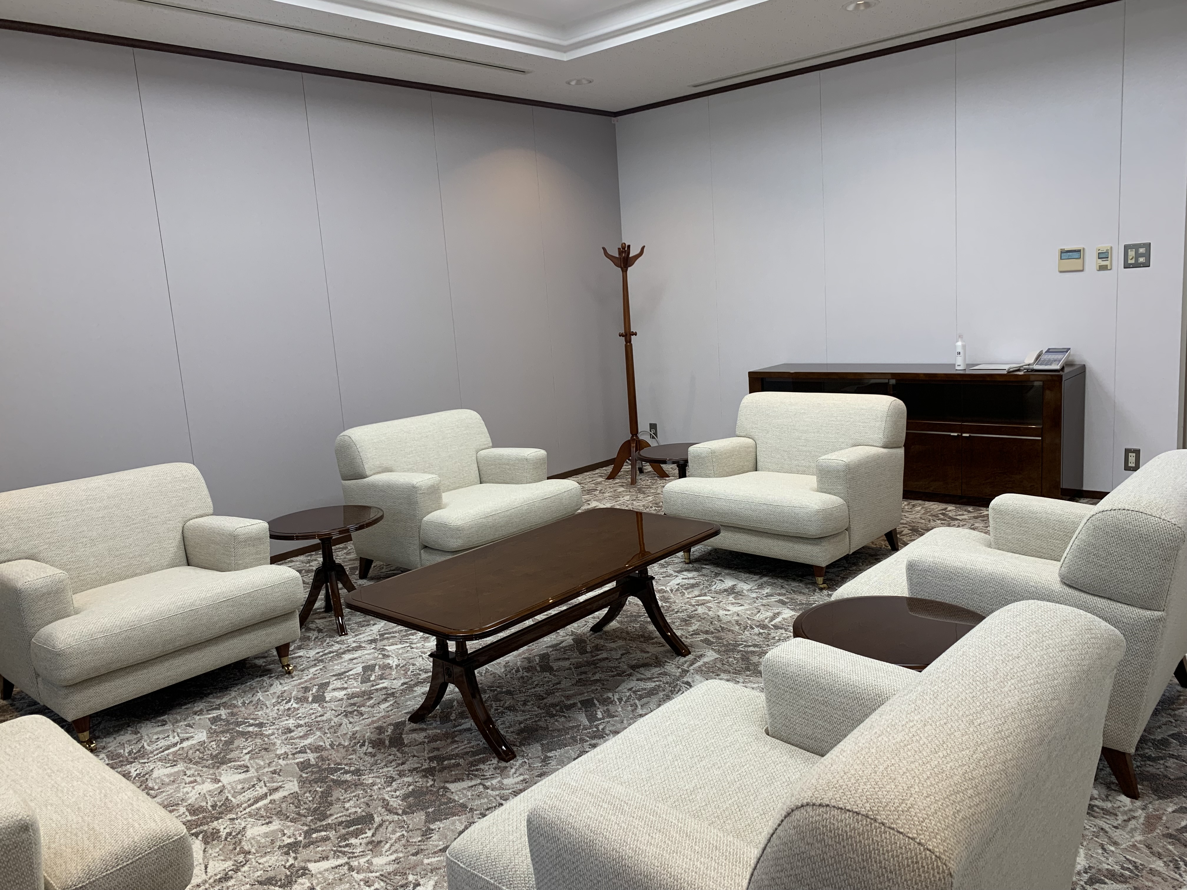 丸善薬品産業株式会社 本社ビル