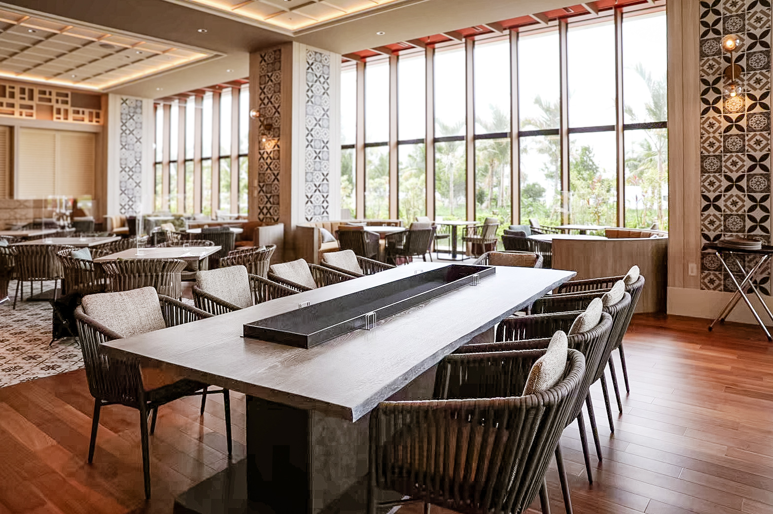 沖縄プリンスホテル オーシャンビューぎのわん　大塚家具 事例紹介