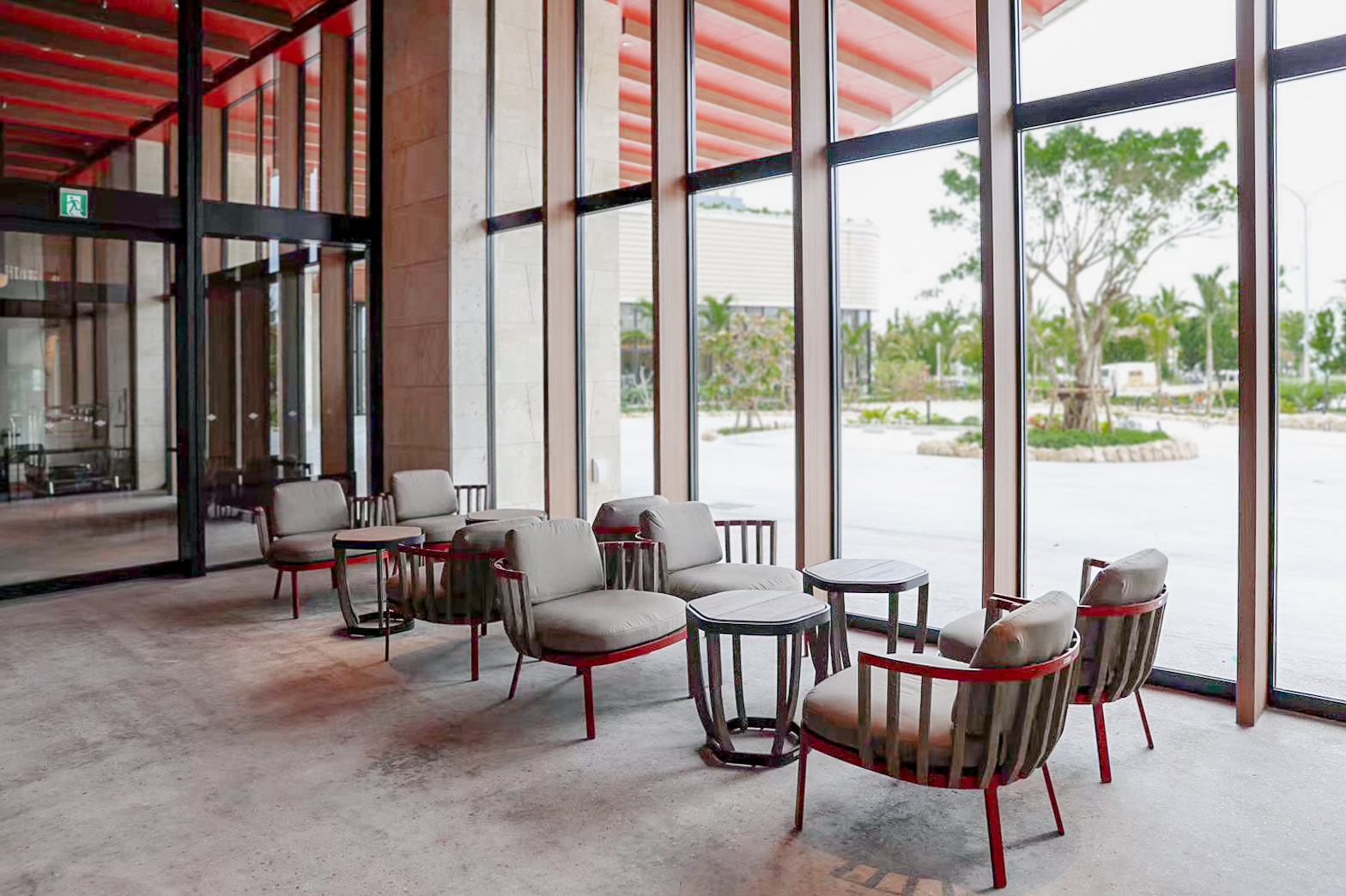 沖縄プリンスホテル オーシャンビューぎのわん　大塚家具 事例紹介