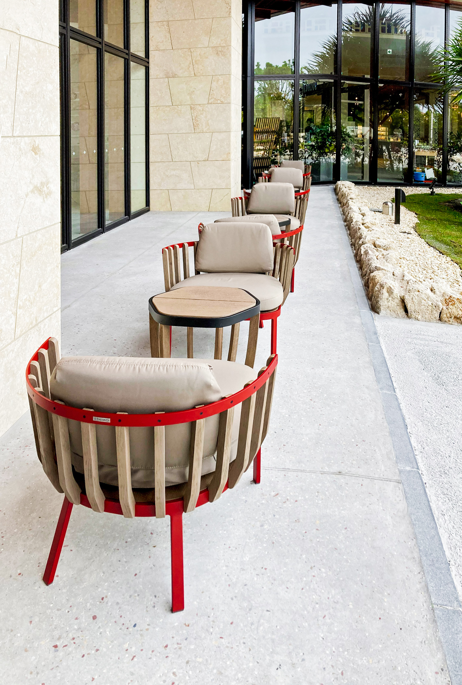 沖縄プリンスホテル オーシャンビューぎのわん　大塚家具 事例紹介