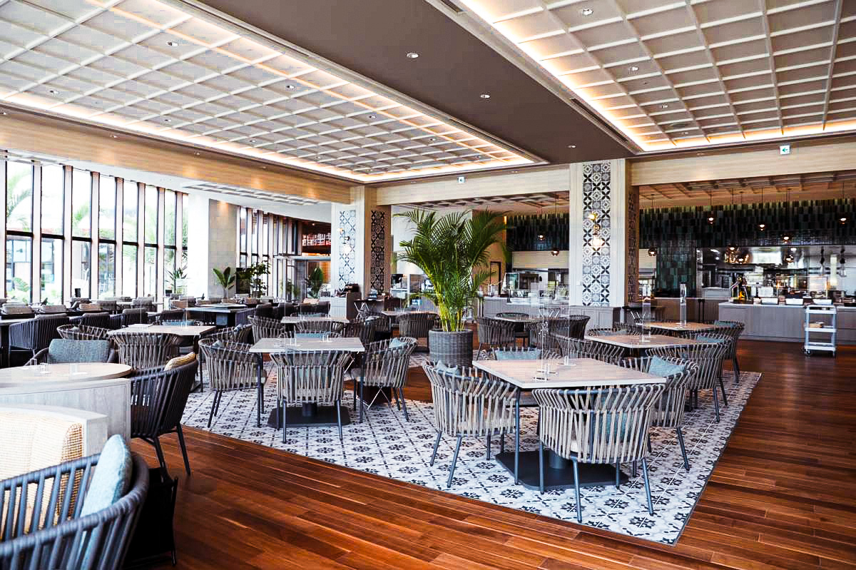 沖縄プリンスホテル オーシャンビューぎのわん　大塚家具 事例紹介