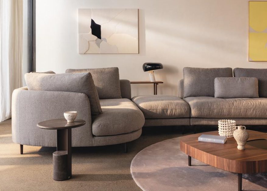 【希少】◼ドイツ高級家具　RolfBenz社の正方形テーブル 奇抜デザイン 希少】◼ドイツ高級家具 RolfBenz社の正方形テーブル 奇抜デザイン