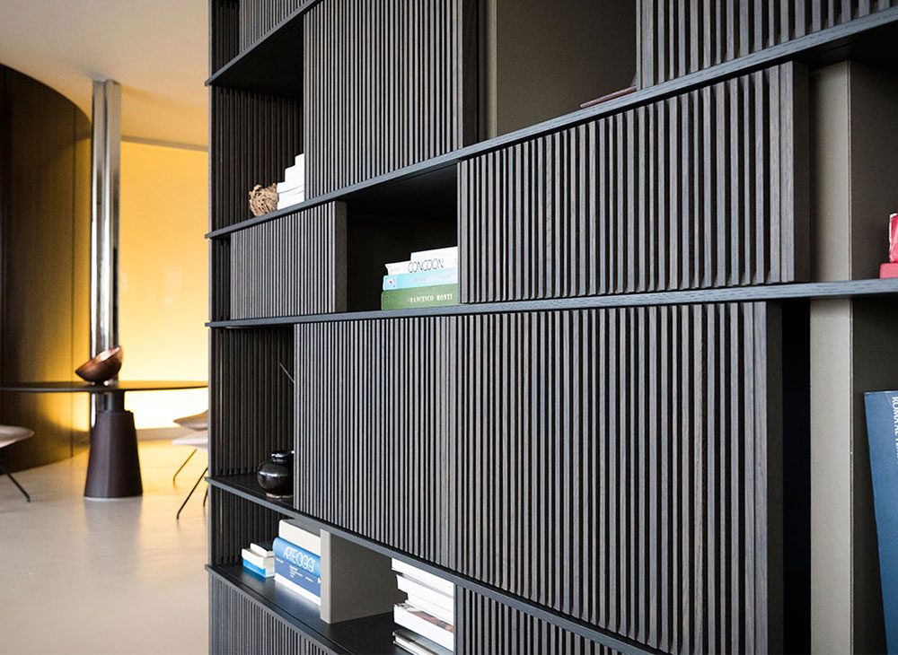 Lloyd ロイド | Products | [Poltrona Frau / ポルトローナ・フラウ]