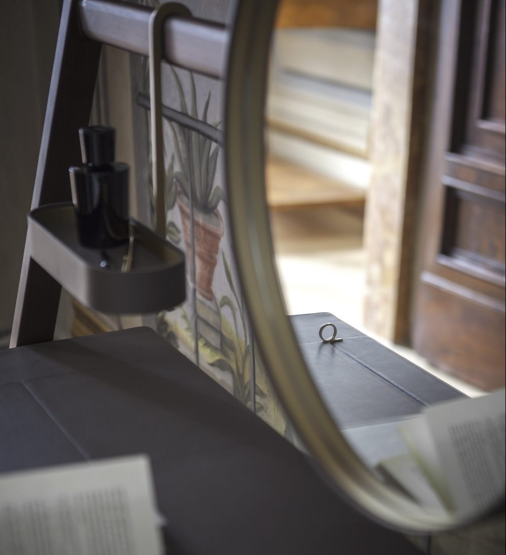 Ren Dressing table レン ドレッシングテーブル | Products