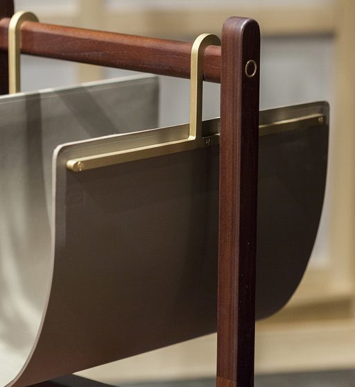 Ren Magazine rack レン マガジンラック | Products | [Poltrona