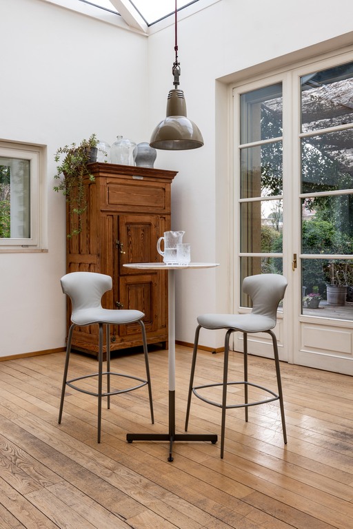 Montera Mas Stool モンテーラマススツール（金属脚） | Products