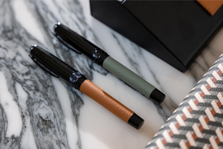 Pineider x Poltrona Frau Rollerball pen ローラーボールペン