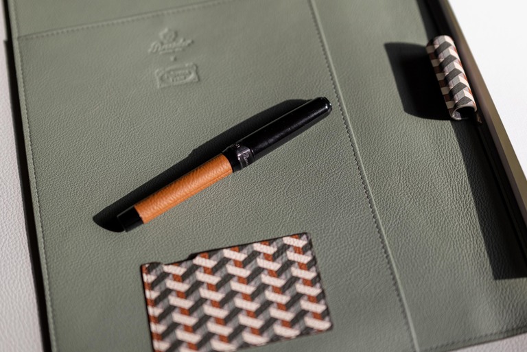 Pineider x Poltrona Frau Rollerball pen ローラーボールペン