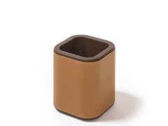 ポルトローナ・フラウ  Wine Bag Gli Oggetti | Wine Bag by Poltrona Frau Style & Design Centre