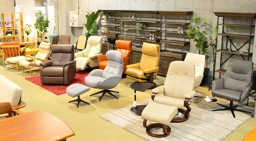 横浜アウトレット&ベッドルームギャラリー リクライニングチェアフロア