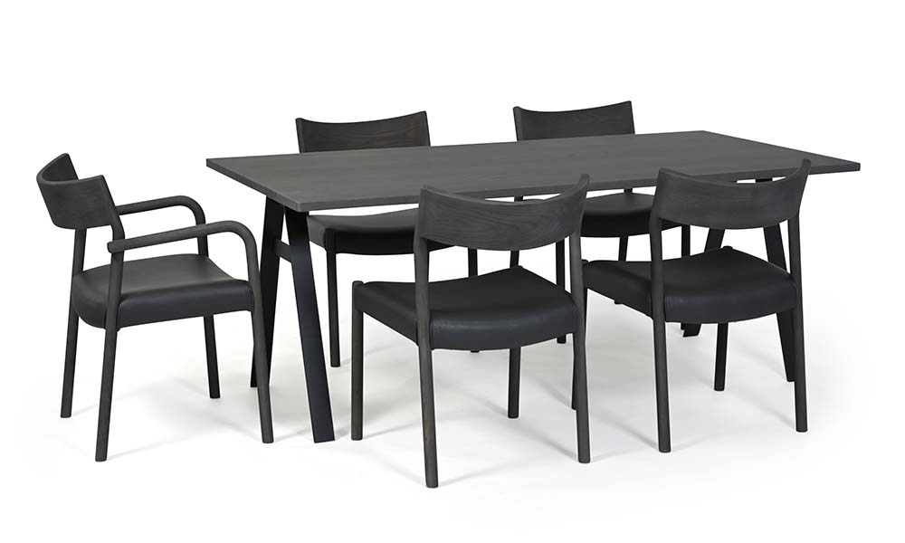 ダイニングテーブル　大塚家具　無垢材　fill　IDC　ダークブラウン　ブラック ダイニングテーブル「ハイヒール」幅165cm オーク材ダーク
