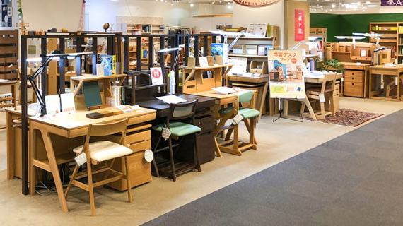 学習デスク・キッズインテリア