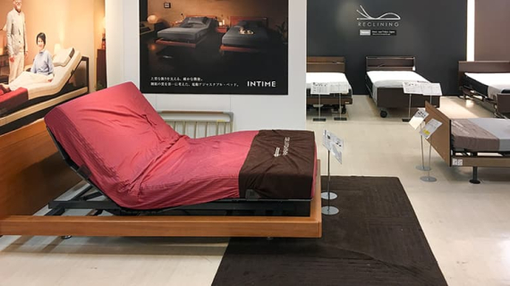 電動リクライニングベッド