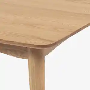 木製ダイニングテーブル