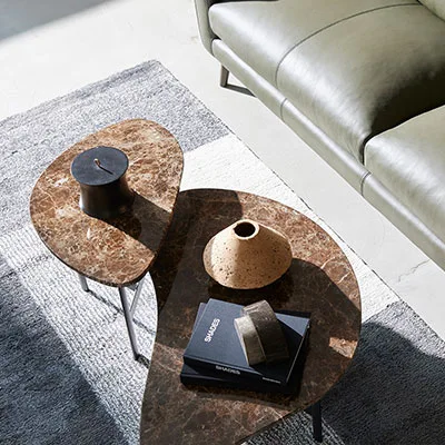 天然石のテーブル